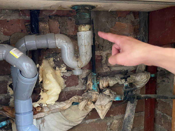 Best Sewage cleanup and water damage restoration  in Hellertown, PA